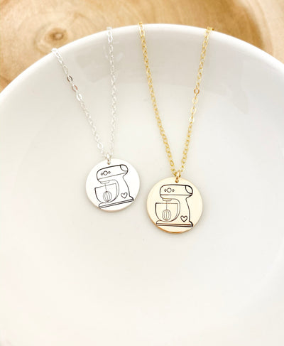 Mixing Some Love Disc Necklace